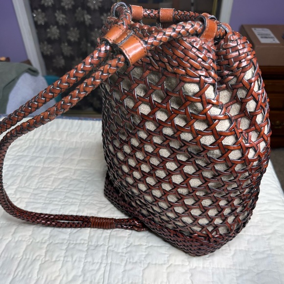 Vintage Talbots Woven Leather Bucket Bag - Picture 3 of 15